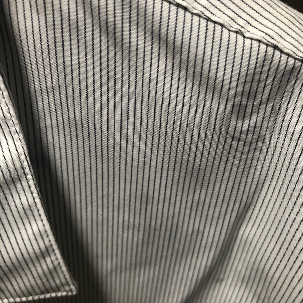 Calvin Klein - Picture 4 of 7